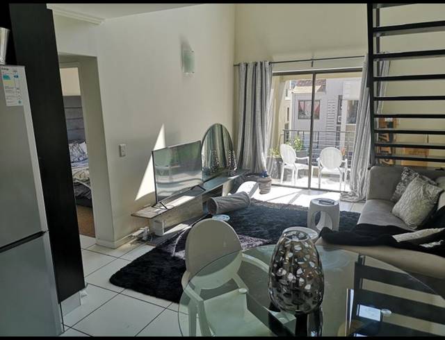 1 BEDROOM PROPERTY TO RENT IN FOURWAYS